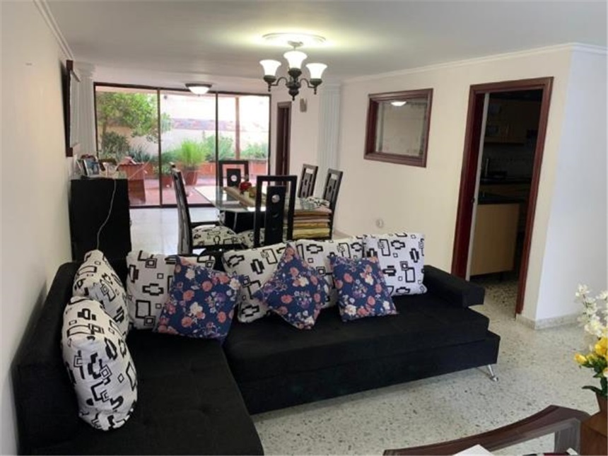 Casa de 4 alcobas en venta en Centro, Barranquilla, 246 m² · foto 2 de 11