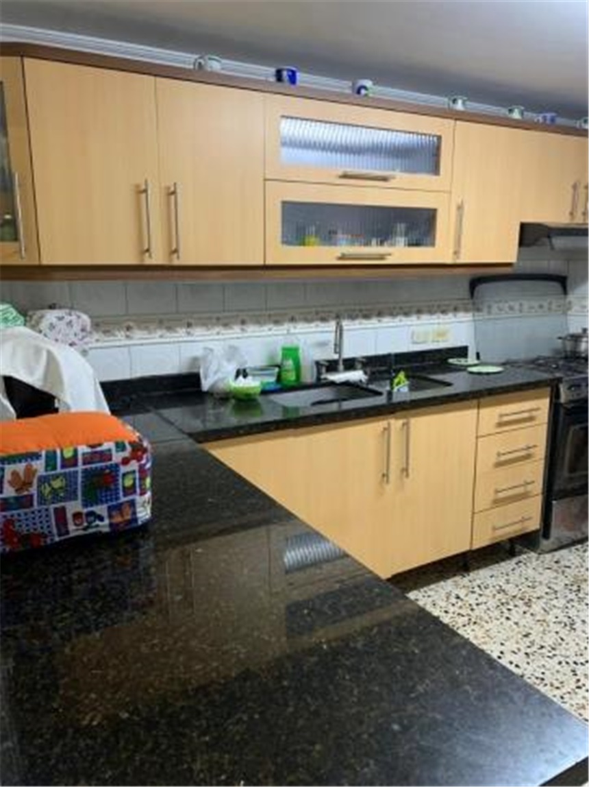 Casa de 4 alcobas en venta en Centro, Barranquilla, 246 m² · foto 3 de 11