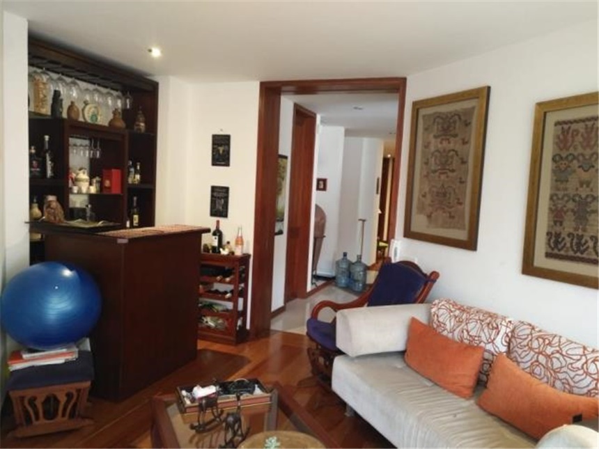 Apartamento en venta en Los Rosales, Bogotá · foto 7 de 22