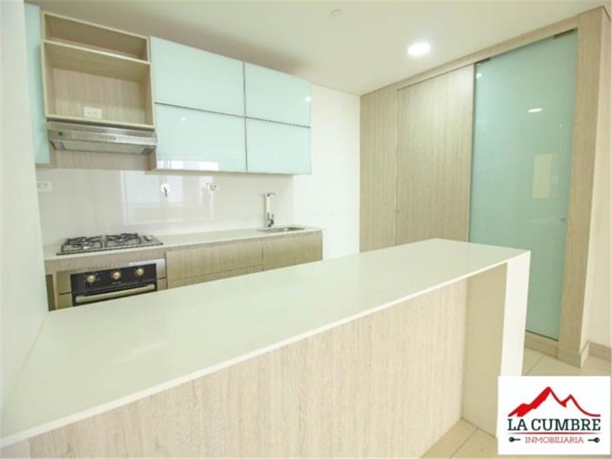 Apartamento en venta en El Poblado, Medellín 3