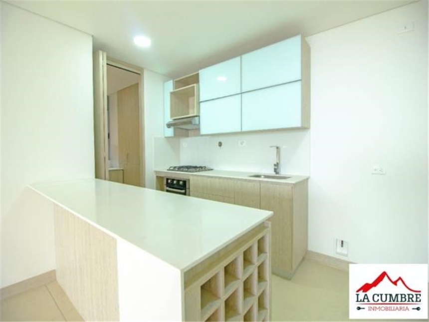 Apartamento en venta en El Poblado, Medellín 4
