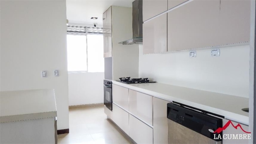 Apartamento de 2 alcobas en venta en Santo Domingo Savio No.1, Medellín, 150 m² · foto 8 de 16