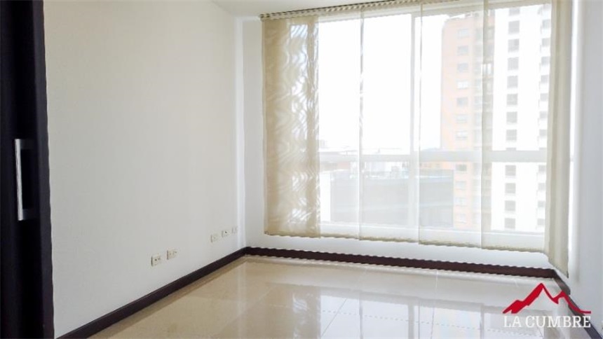 Apartamento de 2 alcobas en venta en Santo Domingo Savio No.1, Medellín, 150 m² · foto 13 de 16