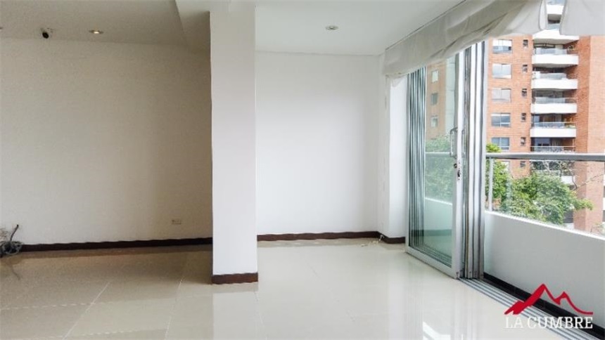 Apartamento de 2 alcobas en venta en Santo Domingo Savio No.1, Medellín, 150 m² · foto 3 de 16