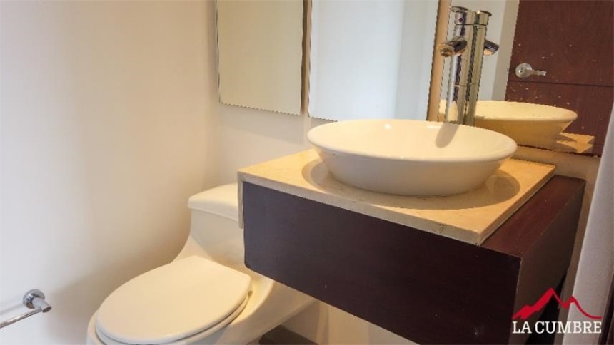 Apartamento de 2 alcobas en venta en Santo Domingo Savio No.1, Medellín, 150 m² · foto 12 de 16