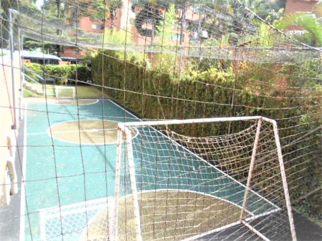 Apartamento de 3 alcobas en venta en San Lucas, Medellín, 143 m² · foto 13 de 17