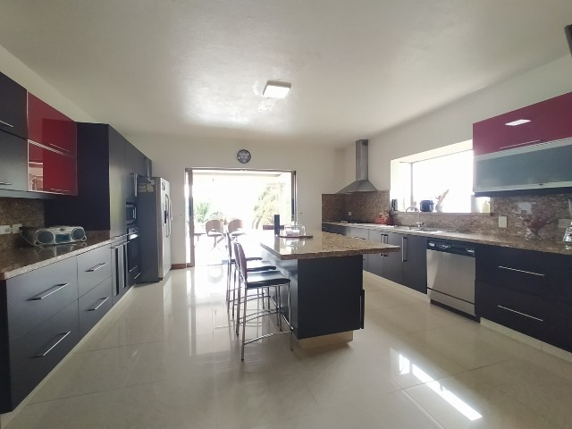 Casa de 5 alcobas en venta en Las Palmas, Medellín, 1600 m² · foto 6 de 18