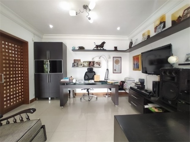 Casa de 5 alcobas en venta en Las Palmas, Medellín, 1600 m² · foto 8 de 18