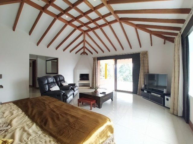 Casa de 5 alcobas en venta en Las Palmas, Medellín, 1600 m² · foto 10 de 18