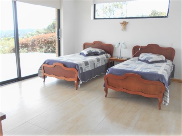 Casa de 4 alcobas en venta en Las Palmas, Medellín · foto 9 de 20