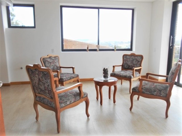 Casa de 4 alcobas en venta en Las Palmas, Medellín · foto 11 de 20
