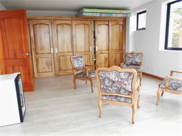 Casa de 4 alcobas en venta en Las Palmas, Medellín · foto 12 de 20