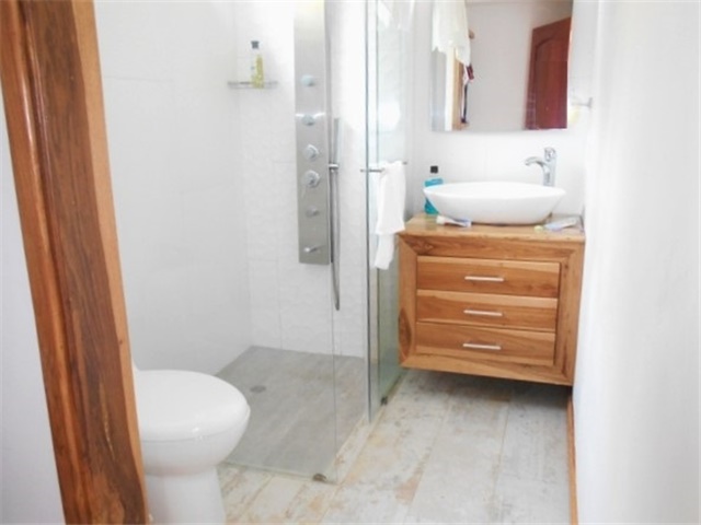Casa de 4 alcobas en venta en Las Palmas, Medellín · foto 15 de 20