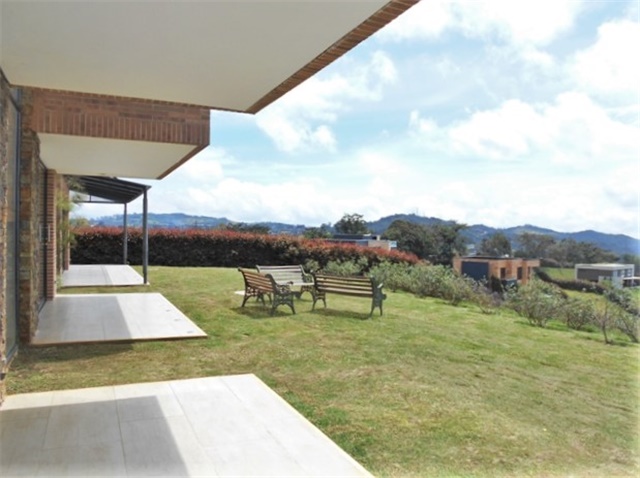 Casa de 4 alcobas en venta en Las Palmas, Medellín · foto 17 de 20