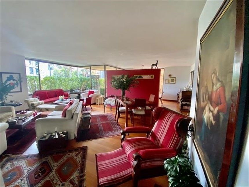 Apartamento en venta en Los Rosales, Bogotá · foto 4 de 24