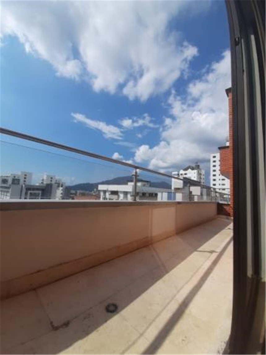 Apartamento en venta en Pinares, Pereira · foto 14 de 23