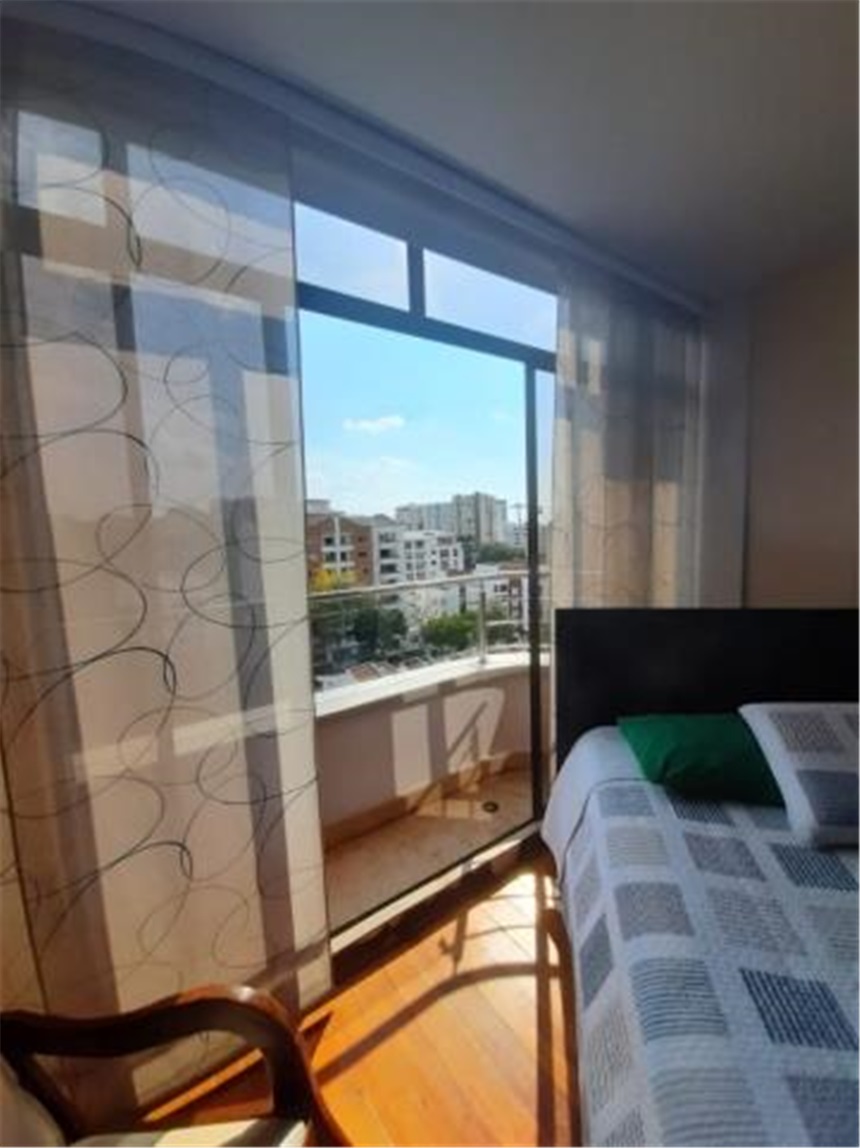 Apartamento en venta en Pinares, Pereira · foto 10 de 23