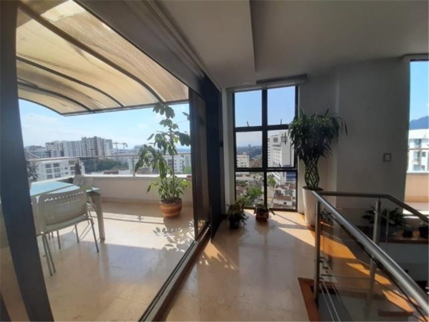 Apartamento en venta en Pinares, Pereira · foto 21 de 23