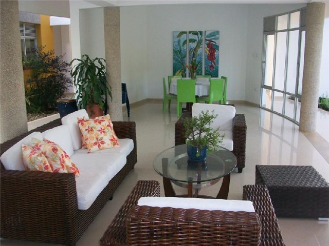 Casa en venta en Sevilla, Montería, 590 m² · foto 9 de 20