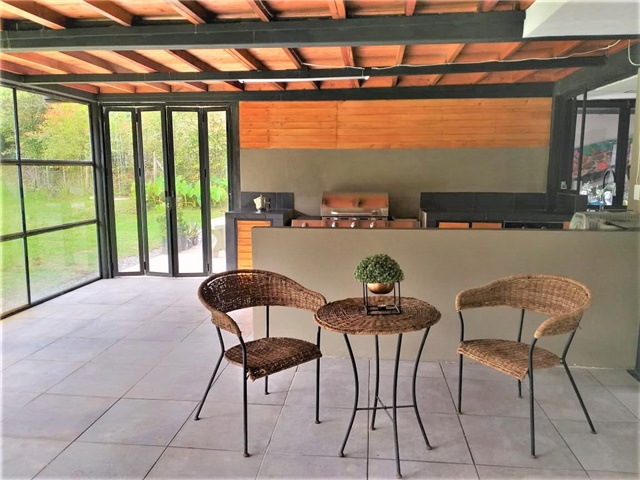 Casa de 2 alcobas en venta en Loma Del Escobero, Envigado, 400 m² · foto 3 de 11