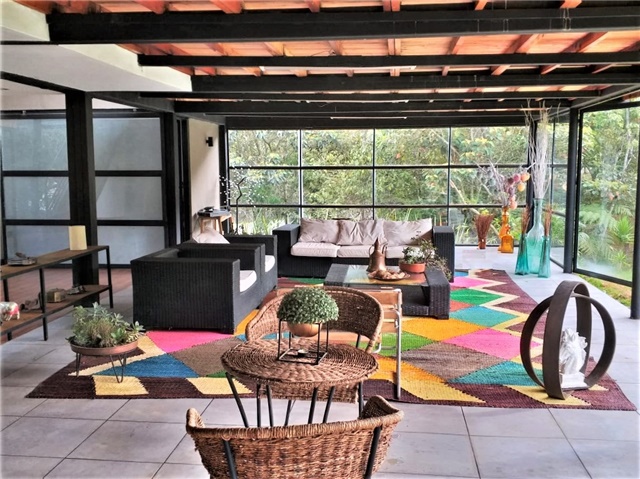 Casa de 2 alcobas en venta en Loma Del Escobero, Envigado, 400 m² · foto 2 de 11