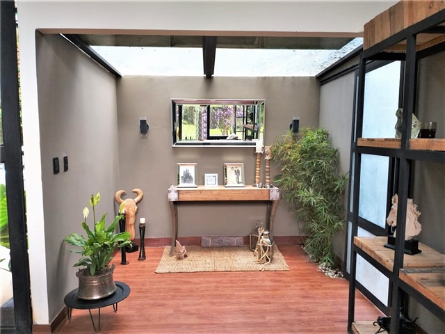 Casa de 2 alcobas en venta en Loma Del Escobero, Envigado, 400 m² · foto 6 de 11