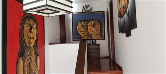 Casa de 3 alcobas en venta en Lindaraja, Bogotá, 433 m² · foto 16 de 24