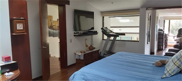 Casa de 3 alcobas en venta en Lindaraja, Bogotá, 433 m² · foto 24 de 24