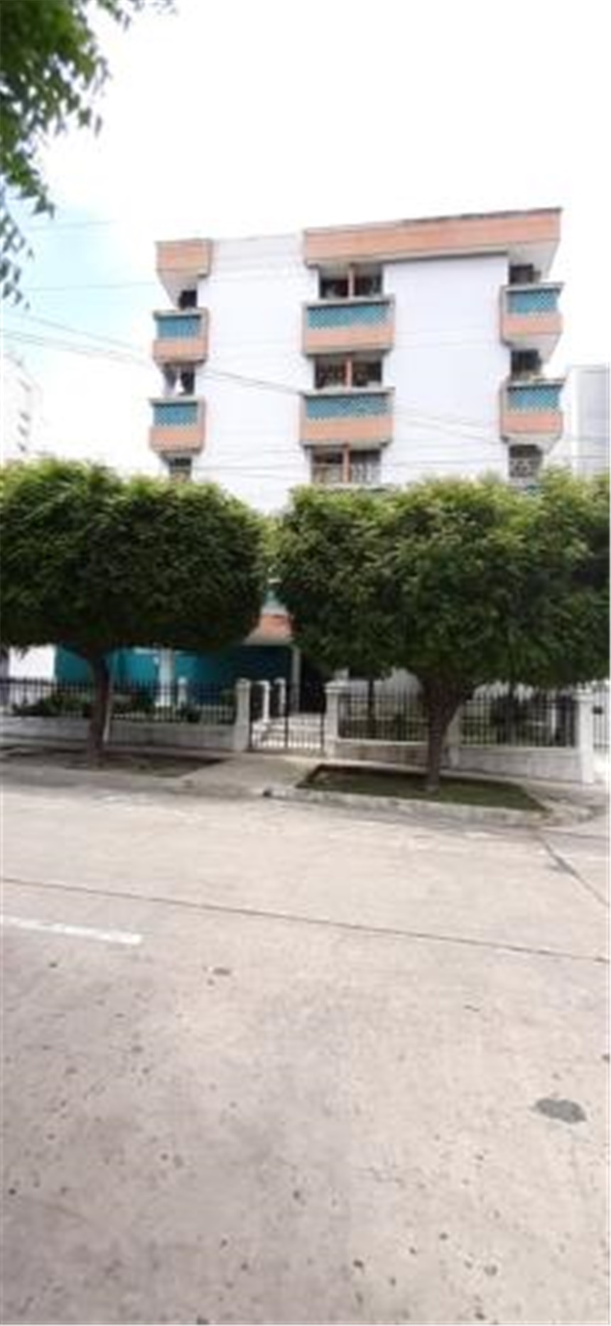 Apartamento en venta en Altos Del Prado, Barranquilla · foto 2 de 23