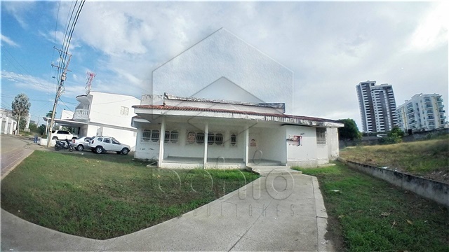 Casa en venta en El Recreo, Montería · foto 2 de 24