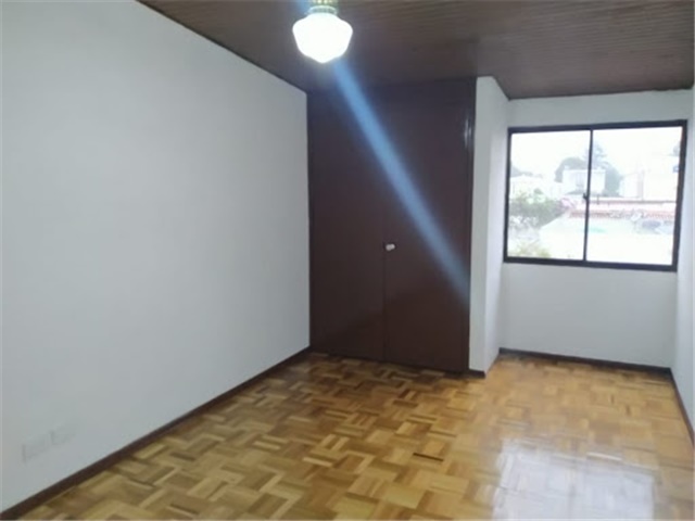 Casa en venta en Niza, Bogotá · foto 12 de 21