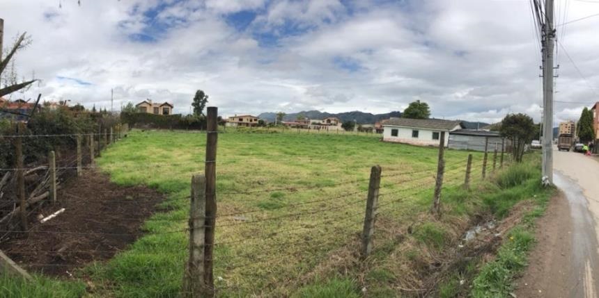 Lote en venta en Bojaca, Chía, 7856 m² · foto 7 de 12