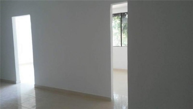 Local en Arriendo - Más