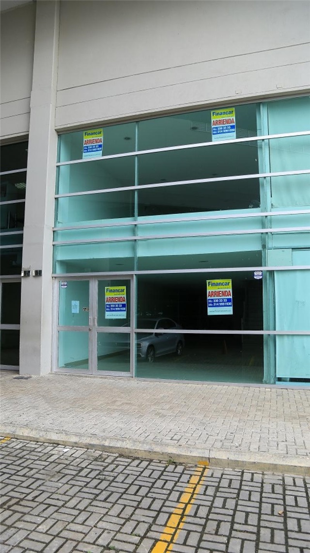 Local en Arriendo - Vista 2