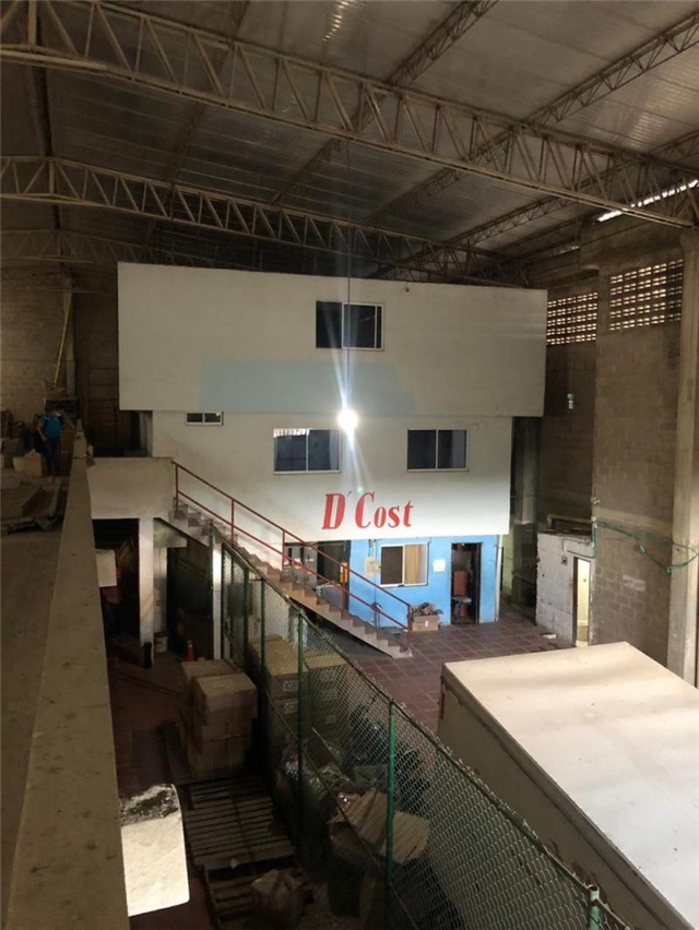 Bodega en Arriendo - Más