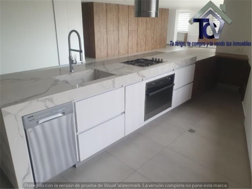 Apartamento de 3 alcobas en venta en Cabecera Del Llano, Bucaramanga, 206 m² · foto 2 de 24