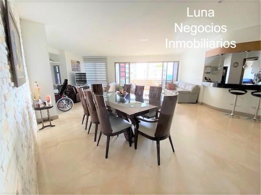 Apartamento de 4 alcobas en venta en Cabecera Del Llano, Bucaramanga, 265 m² · foto 6 de 19