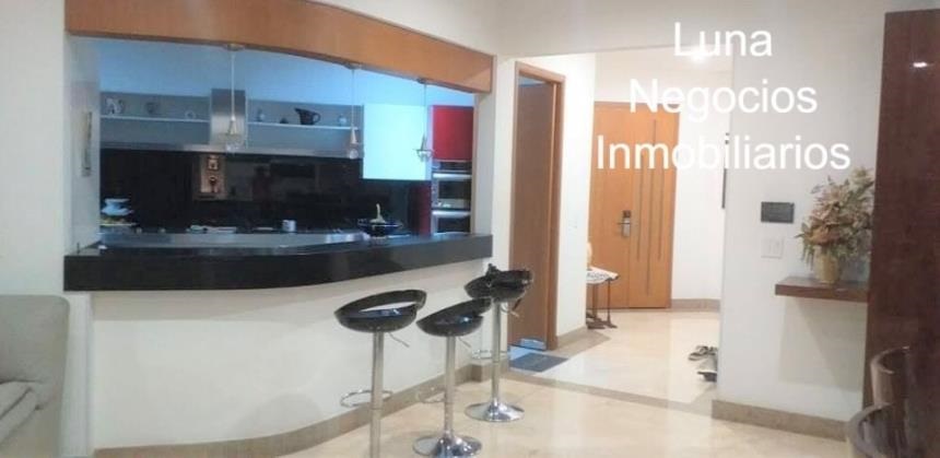 Apartamento de 4 alcobas en venta en Cabecera Del Llano, Bucaramanga, 265 m² · foto 2 de 19