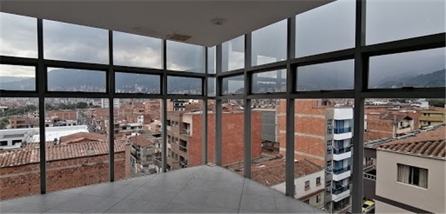 Local en Arriendo - Prikaz 5
