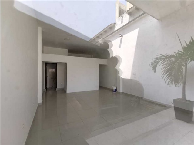 Local en Arriendo - Vista 2
