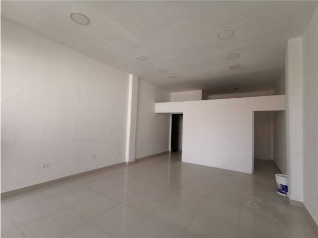 Local en Arriendo - Vista 3