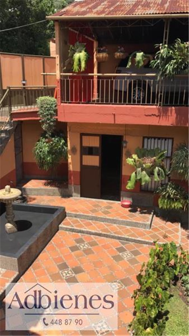 Casa de 3 alcobas en venta en Prados De Sabaneta, Sabaneta · foto 2 de 24
