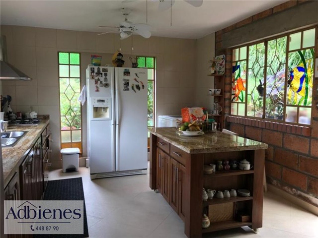 Casa de 3 alcobas en venta en Prados De Sabaneta, Sabaneta · foto 15 de 24