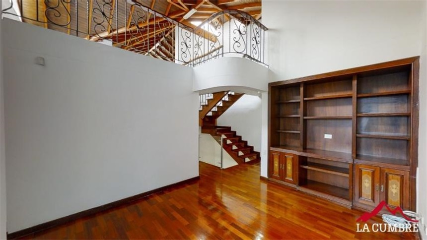 Casa de 4 alcobas en venta en Altos Del Poblado, Medellín, 320 m² · foto 11 de 15