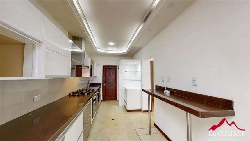 Casa de 4 alcobas en venta en Altos Del Poblado, Medellín, 320 m² · foto 9 de 15