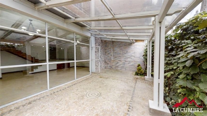 Casa de 4 alcobas en venta en Altos Del Poblado, Medellín, 320 m² · foto 6 de 15
