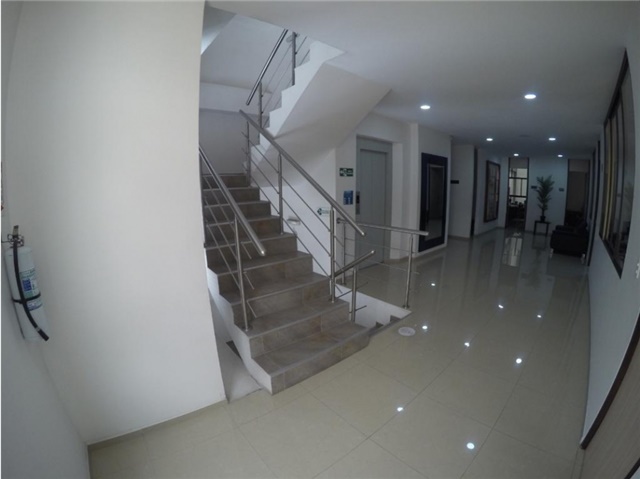 Bodega en venta en Guayaquil, Medellín, 1500 m² · foto 2 de 16