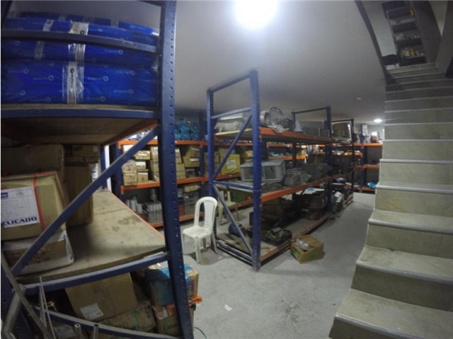 Bodega en venta en Guayaquil, Medellín, 1500 m² · foto 5 de 16