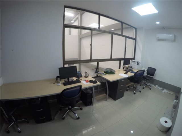 Bodega en venta en Guayaquil, Medellín, 1500 m² · foto 13 de 16
