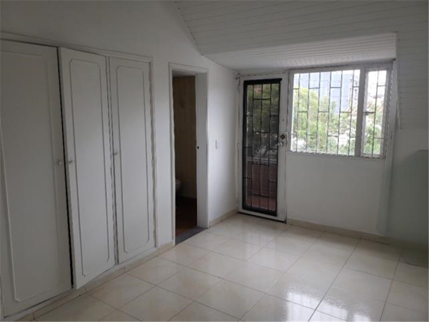 Casa de 5 alcobas en venta en Cedritos, Bogotá, 300 m² · foto 6 de 14